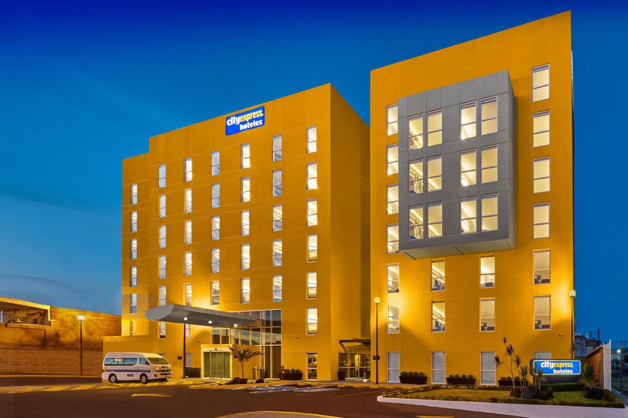 City Express By Marriott Tepic Exterior photo